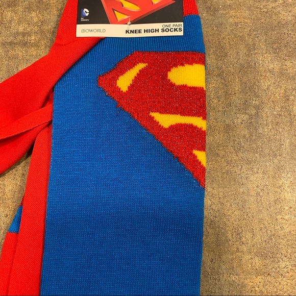 NWT Superman Knee High Cape Socks - Picture 4 of 7